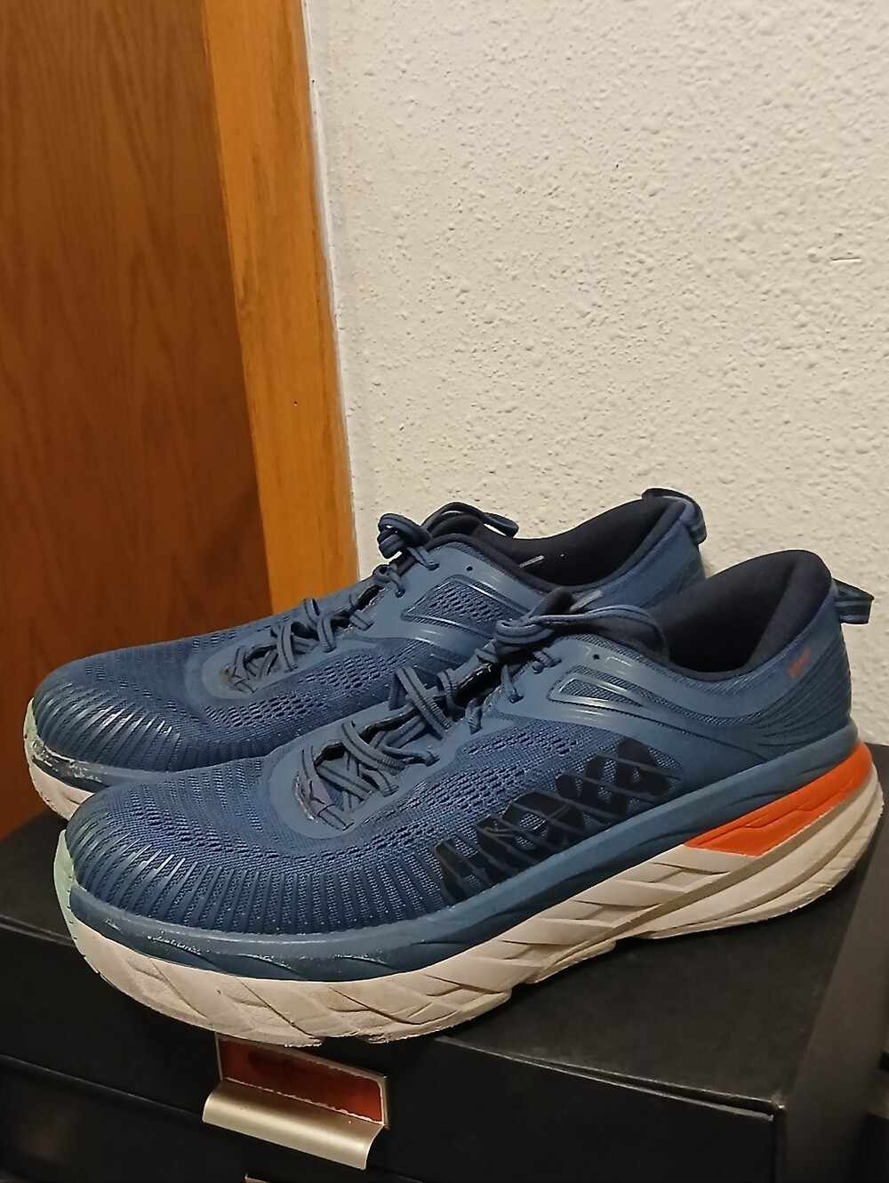 HOKA ONE ONE Men’s Bondi 7 Running Shoes Blue Size 10.5
